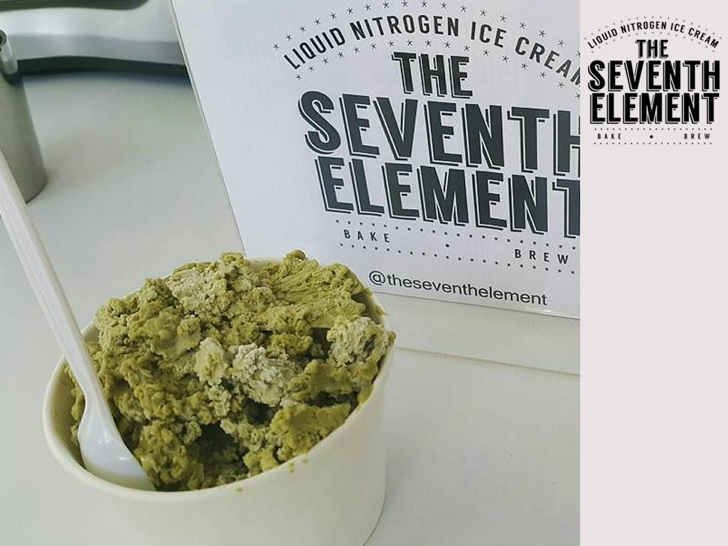 Green Tea Liquid Nitrogen Ice Cream