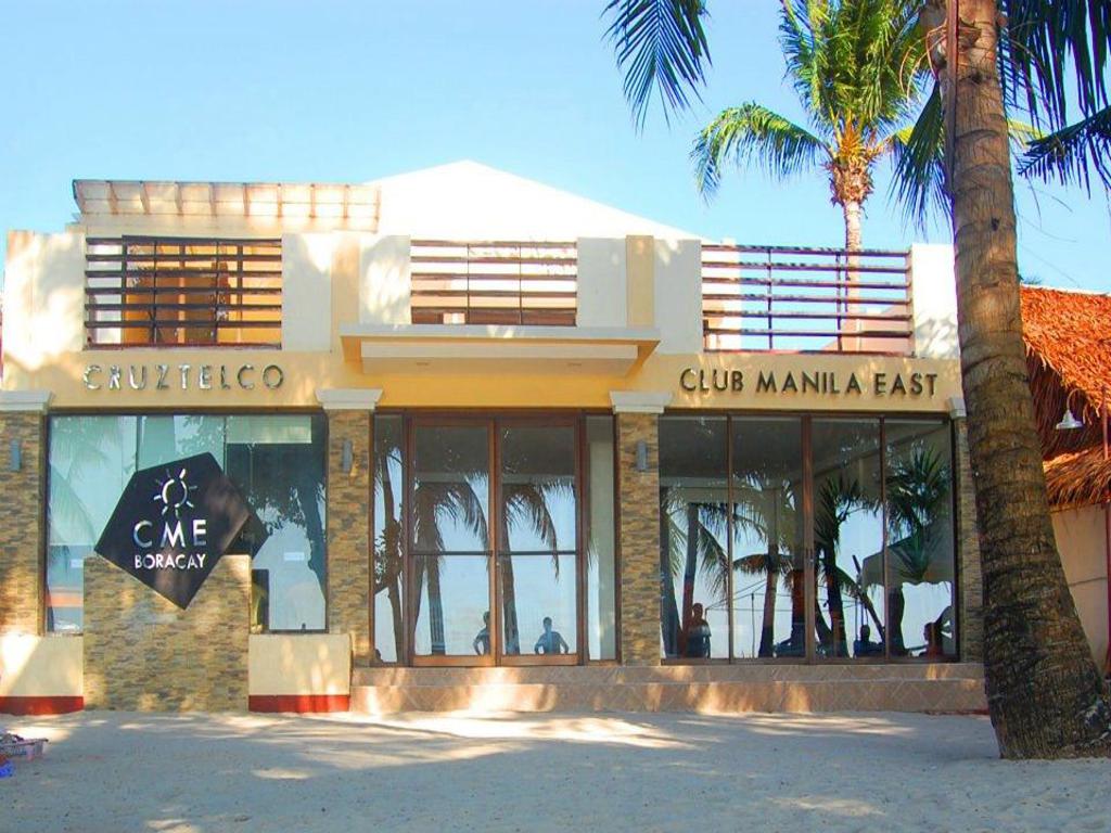 Club Manila East  Boracay