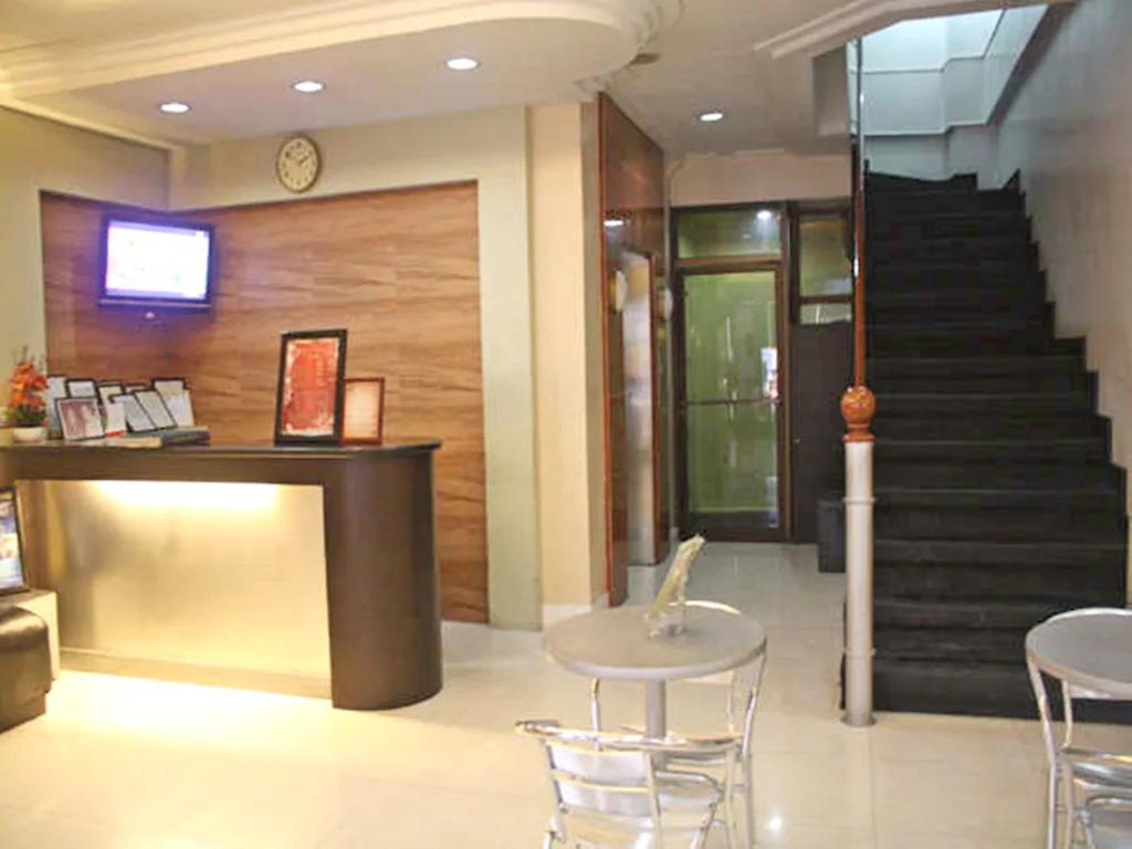 Vista Hotel,Cubao